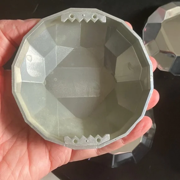 Elegant Silver Geometric Wall Decor Set - Picture 4 of 5